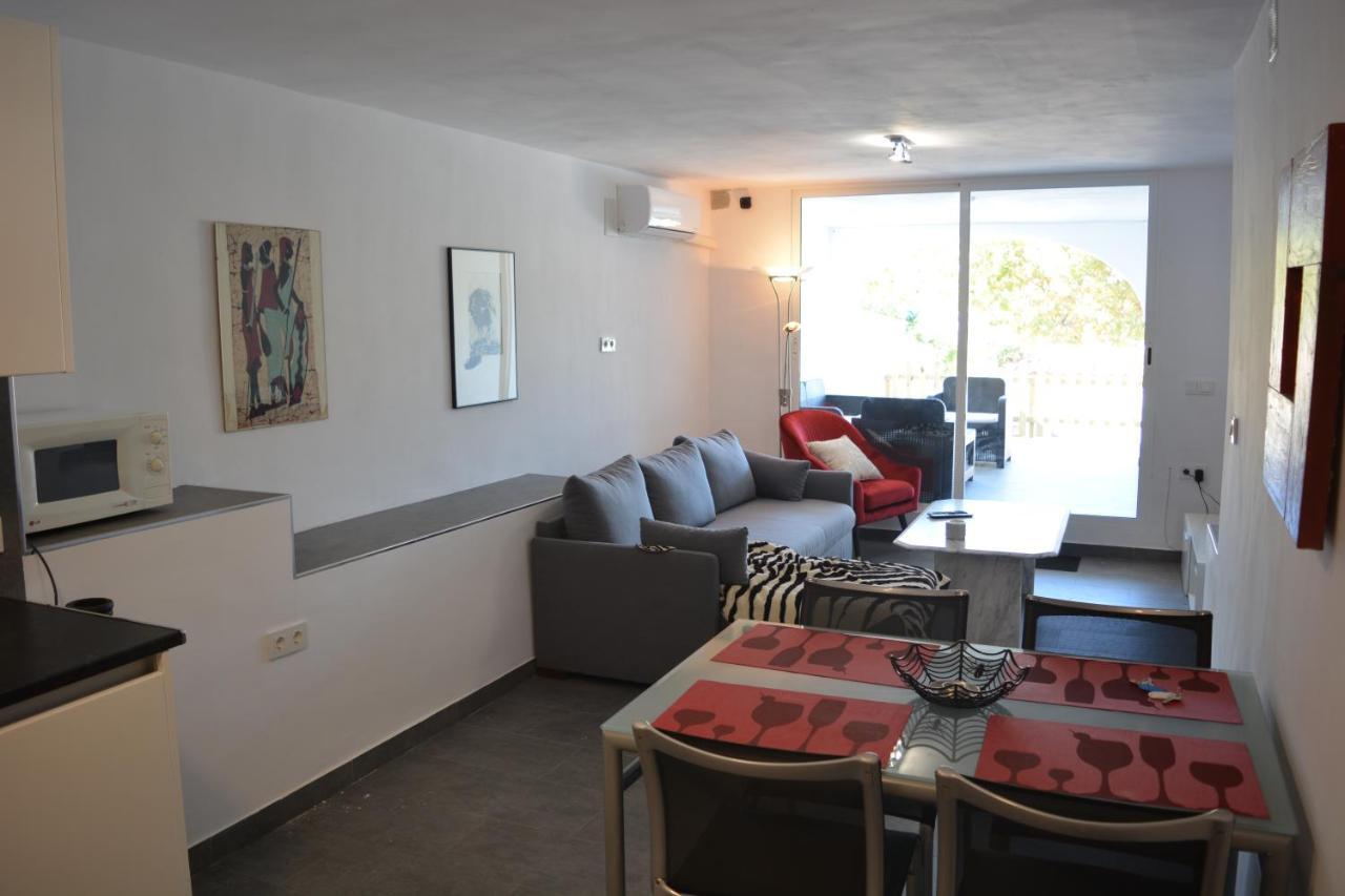 Lovely Bungalow For Four Close To Beach And City In Torrevieja Luaran gambar